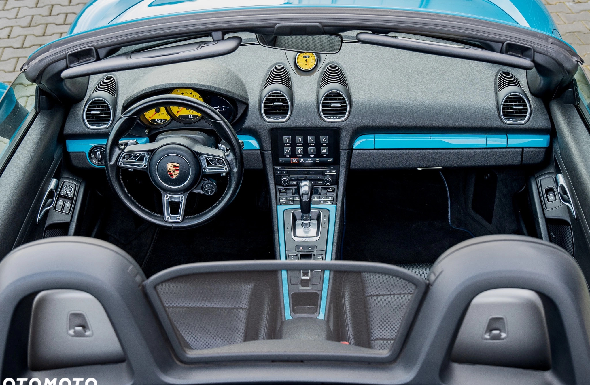 Porsche 718 Boxster cena 269999 przebieg: 113500, rok produkcji 2019 z Ropczyce małe 781
